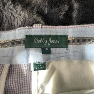 Bobby Jones Size 38 purple and white checkered pattern shorts